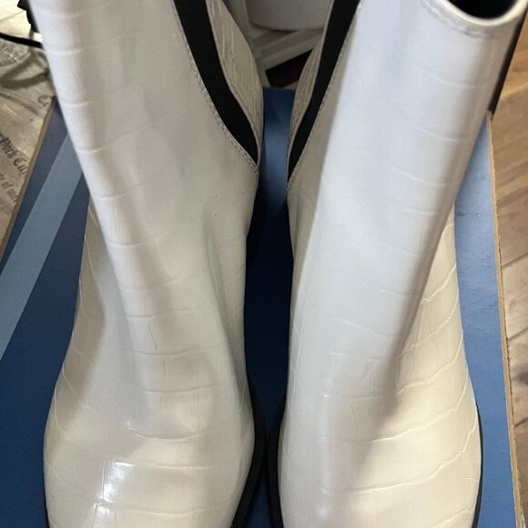 Steve madden  audience white boot size 7 1/2 - Picture 4 of 9